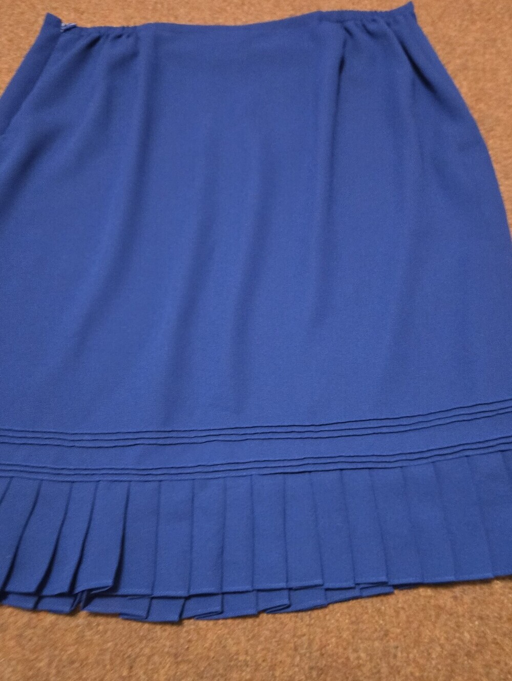 Royal Blue Skirt Missing Brand Tag Pleated Hem Size 16 Very Good Quality Lined - Picture 8 of 8